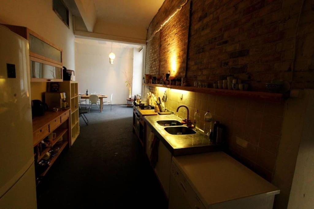 200Qm Loft For Friends And Family - On The Spree! Apartment Berlin Exterior photo