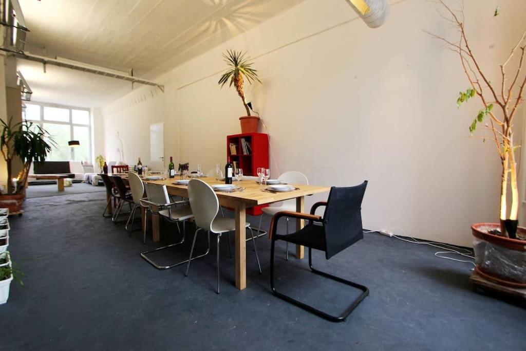 200Qm Loft For Friends And Family - On The Spree! Apartment Berlin Exterior photo